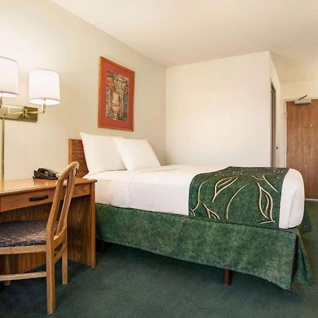 Travelodge By Wyndham Morrill Luaran gambar